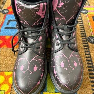 Stylish Black and Pink Women's Boots